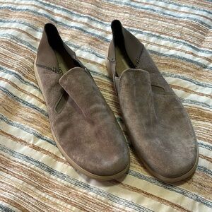 Ugg Mens Slip On Sz 13